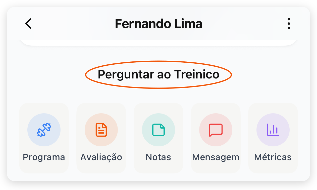 Perfil de um aluno no app do treinador com o botão Perguntar ao Treinico