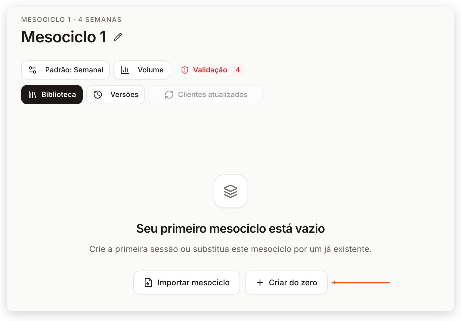 Mesociclo vazio no editor web com a mensagem Seu primeiro mesociclo está vazio e os botões Importar mesociclo e Criar do zero
