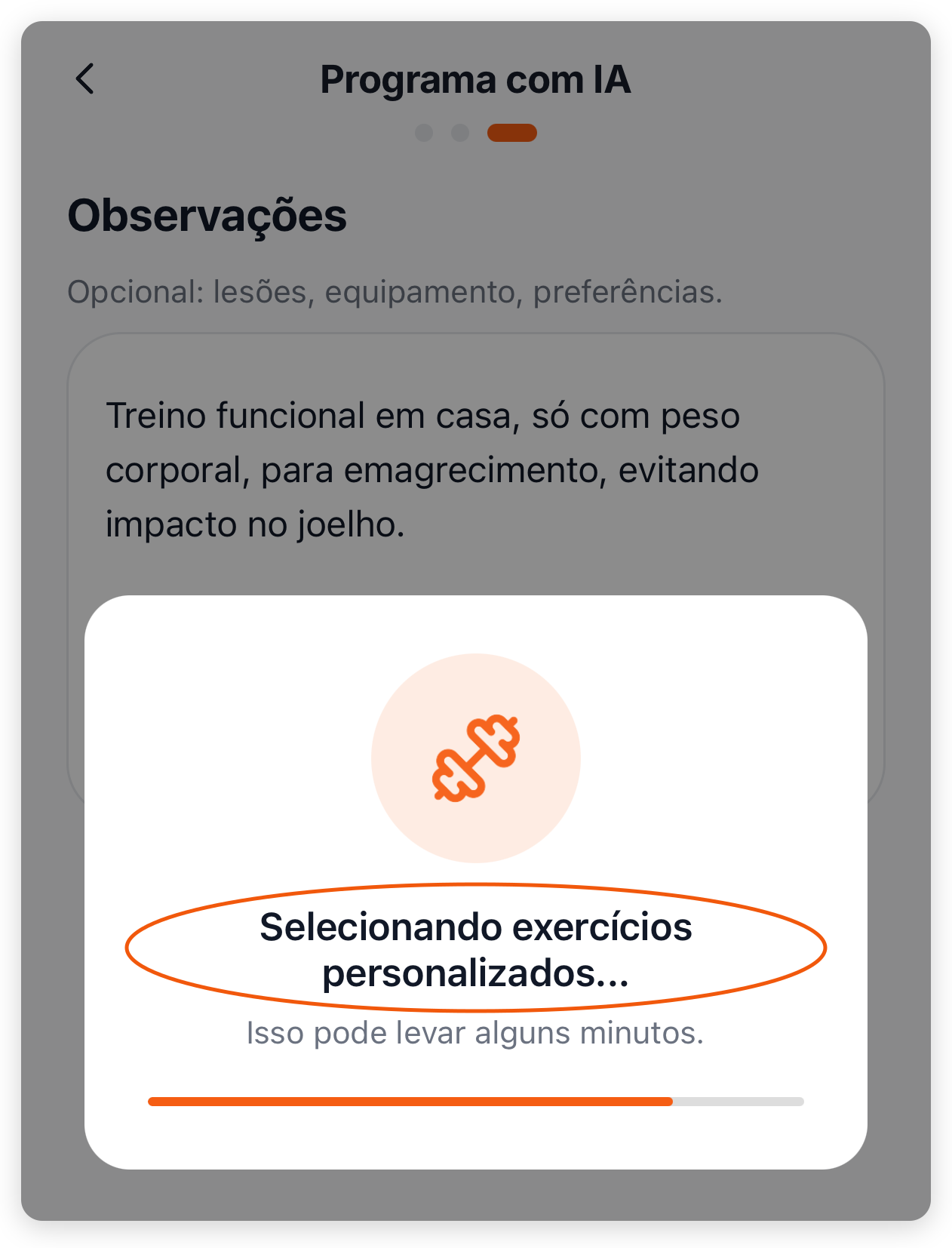 Janela de geração do programa no app do treinador com a etapa Selecionando exercícios personalizados e o aviso de que pode levar alguns minutos