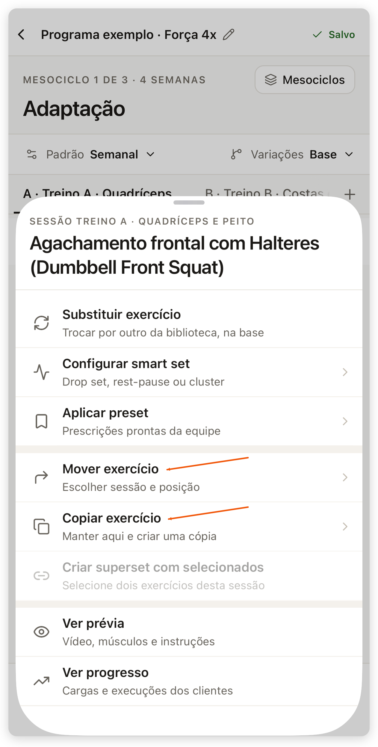 Menu Mais de um exercício no app do treinador com Substituir exercício, Aplicar preset, Mover exercício, Copiar exercício e Criar superset com selecionados
